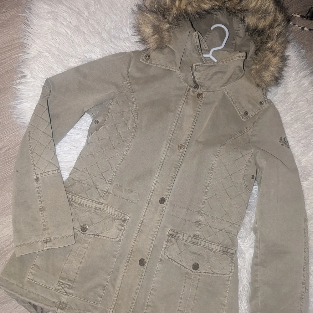 Guess Olive Utility Jacket with Faux Fur Hood - Picture 2 of 10